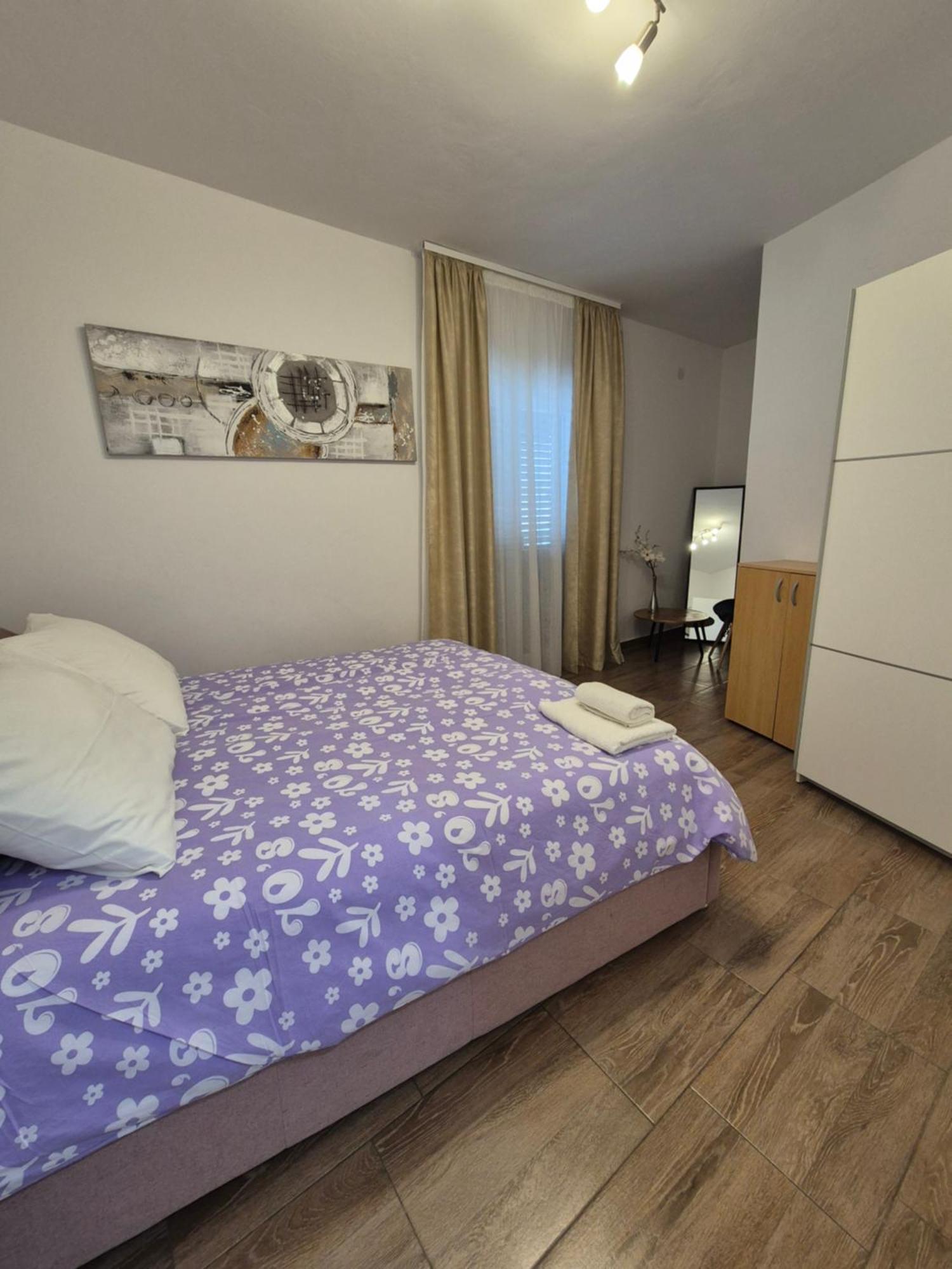 Apartman Smoljic 4+2 プリモシュテン エクステリア 写真